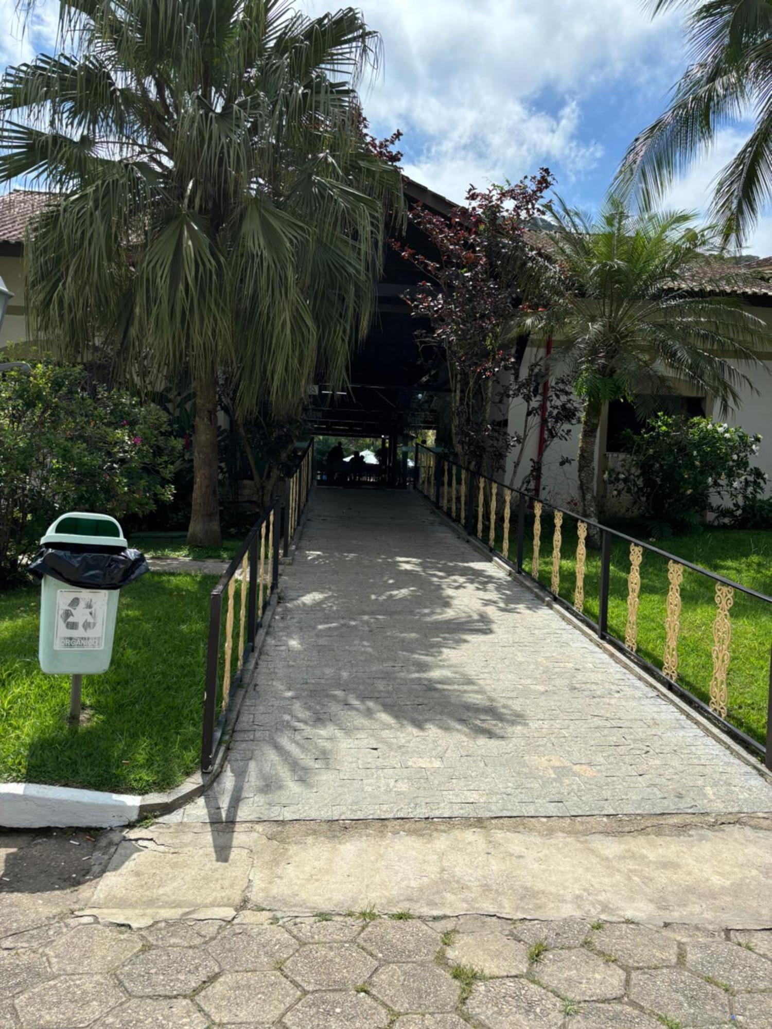 Condominio Com Muita Diversao Toninhas Ubatuba Exterior photo
